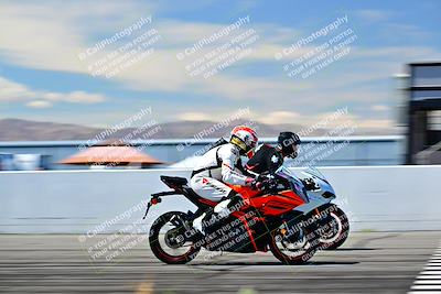 media/Mar-25-2024-Moto Forza (Mon) [[8d4319bd68]]/4-Novice Group/Session 4 Front Straight Speed Pans/